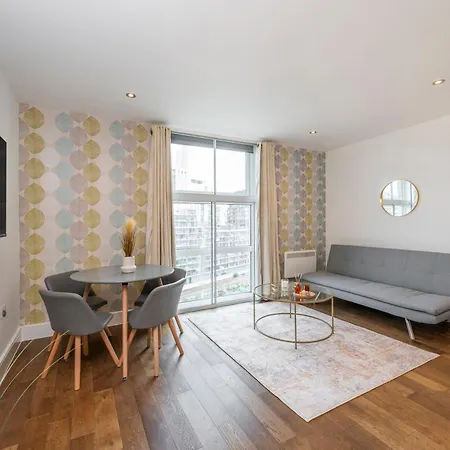 Stylish 2 Bedroom Apartment In Chelsea By Battersea Park With Ac London Exterior photo