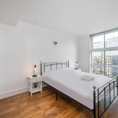 Stylish 2 Bedroom Apartment In Chelsea By Battersea Park With Ac London Exterior photo